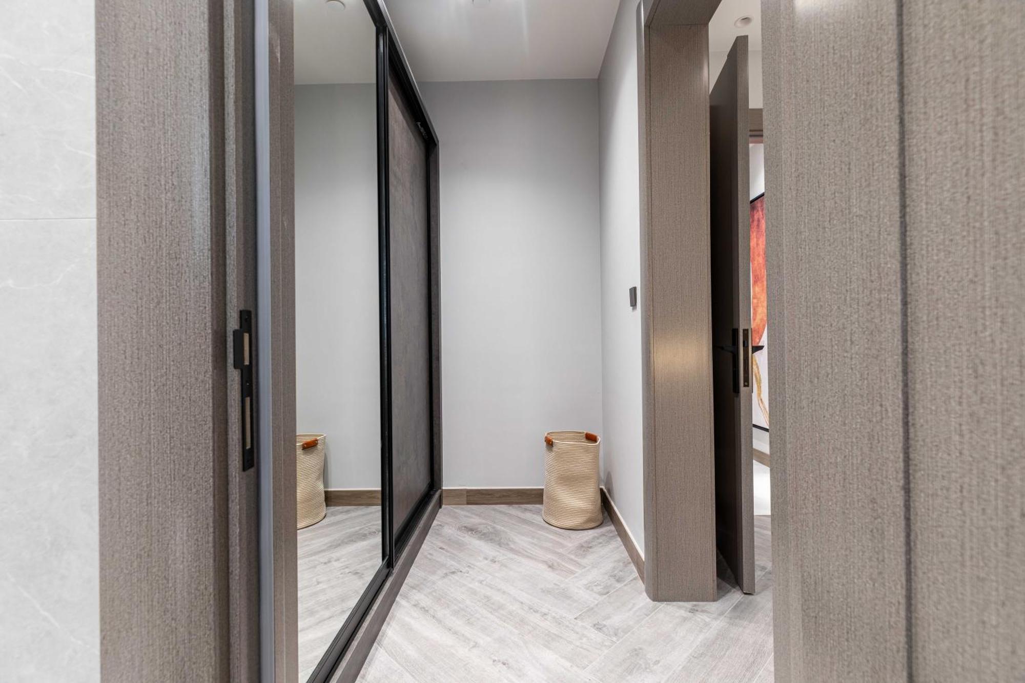 Luxury In Al Yasmin Apartment *