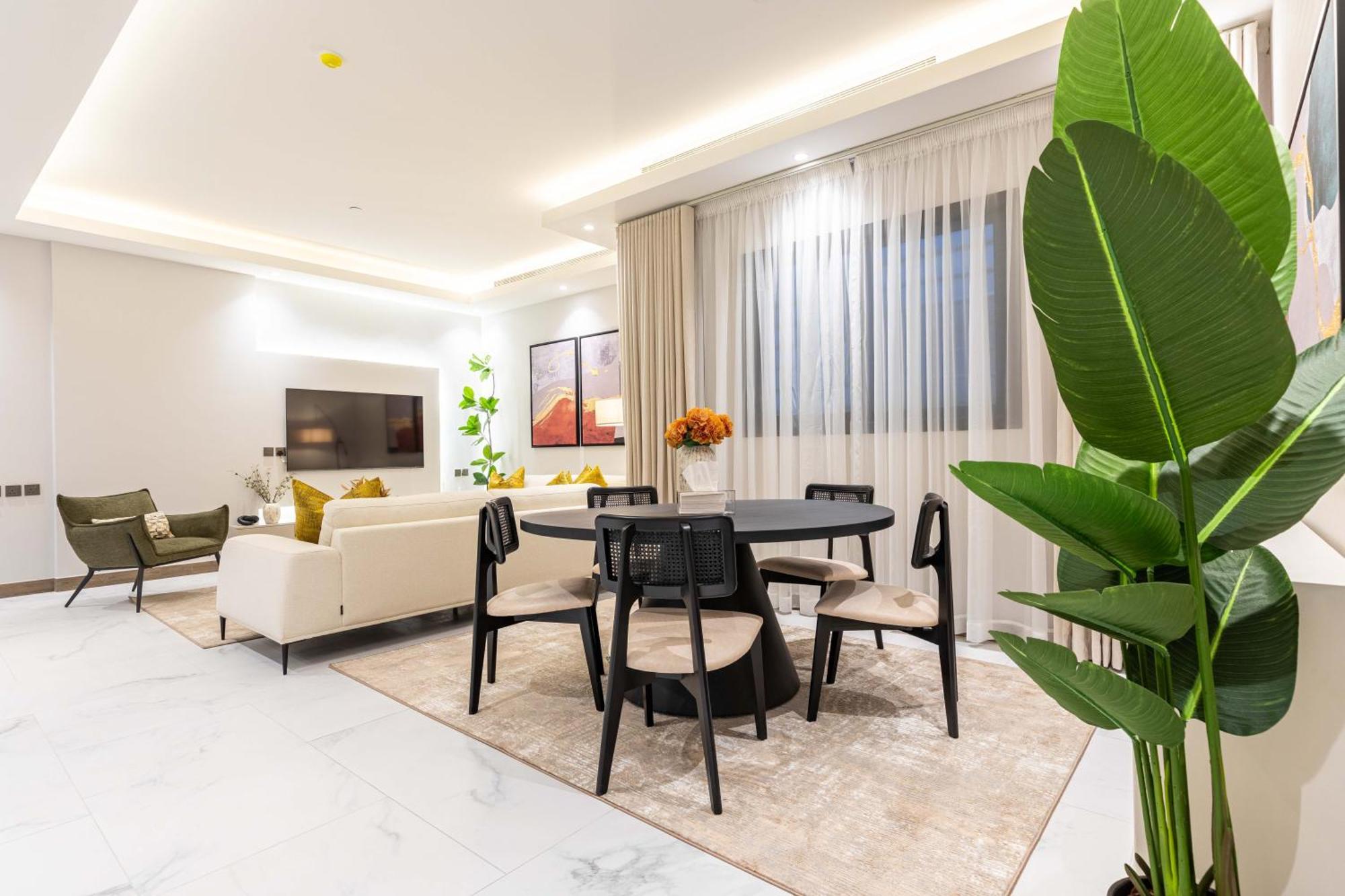 Luxury In Al Yasmin *