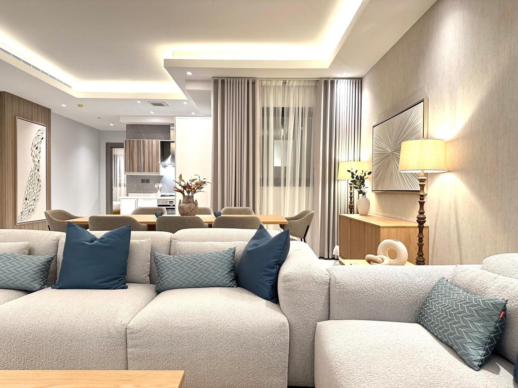 Luxury In Al Yasmin