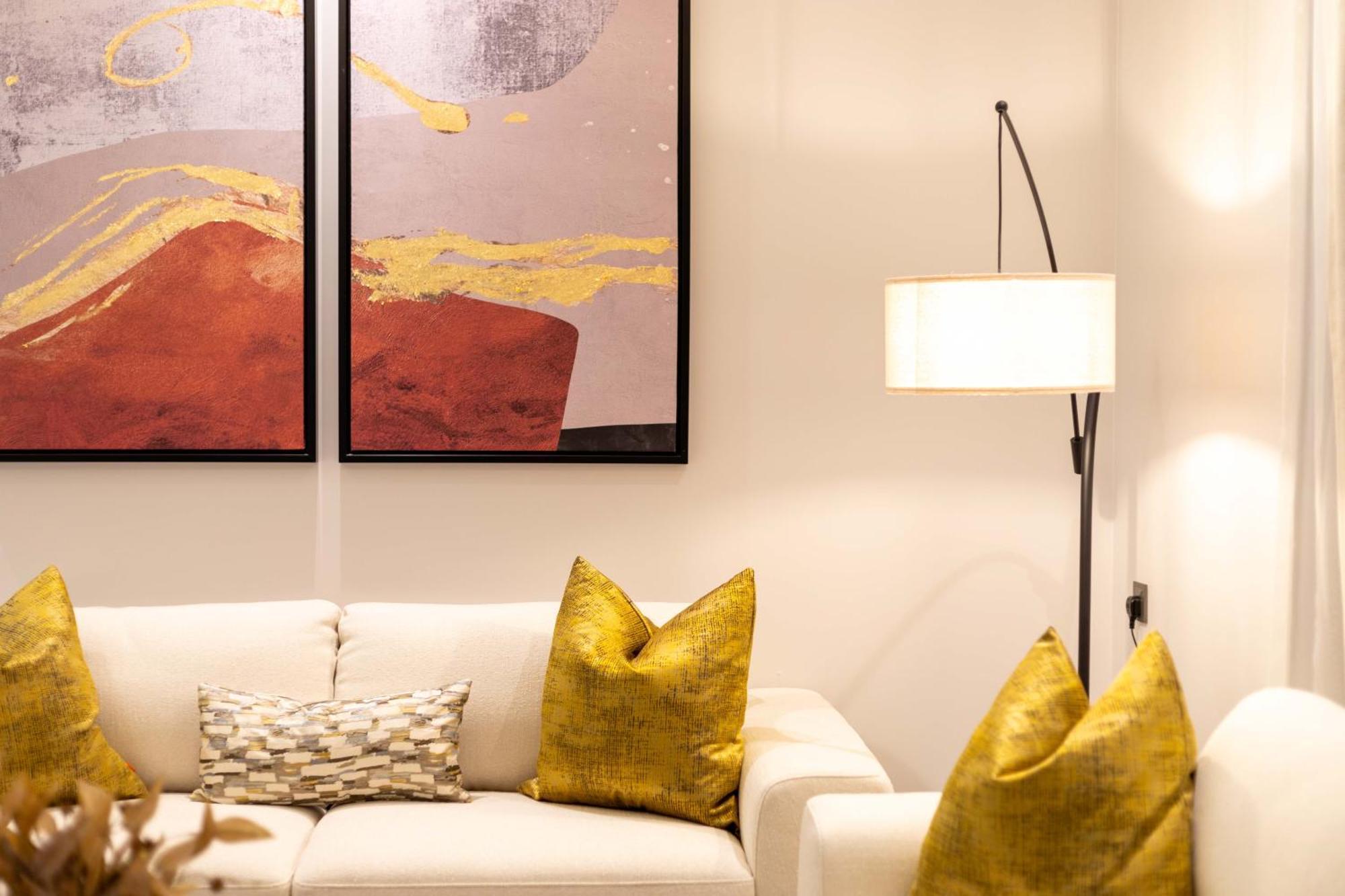 Luxury In Al Yasmin * Riyadh